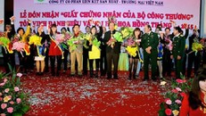 'Vận may' của Đại tá quân đội 'rởm' lừa 6 vạn người