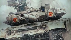 Siêu tăng T-90 của Nga đứng vững dù trúng tên lửa TOW [VIDEO]