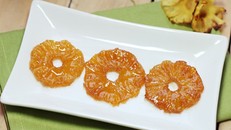 Cách làm mứt dứa ngọt ngọt, thơm thơm đãi khách Tết này