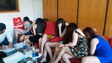 Phố hớt tóc có chân dài bán dâm 1 triệu đồng/lượt ở Sài Gòn