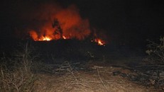 Cháy kho đạn cũ ở Gia Lai, nhiều tiếng nổ lớn