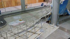 Sập giàn giáo tại nhà ga Tân Sơn Nhất, nhiều người hoảng loạn