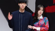 Hình ảnh mỹ nhân Goo Hye Sun hẹn hò với đàn em Ahn Jae Hyun