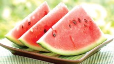 Điểm danh những loại thực phẩm ít 'ngậm' thuốc trừ sâu nhất