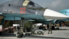 Nga vẫn giữ lại quân để tiếp tục không kích Syria