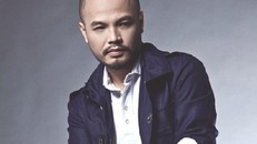 Với những ca khúc 'truyền lửa', Trần Lập được tặng kỷ niệm chương