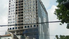 Chủ tòa nhà sai phạm 8B Lê Trực kêu cứu để tiếp tục được... sai