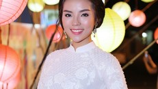 Kỳ Duyên rạng rỡ làm giám khảo sau scandal ảnh nóng trên web đen