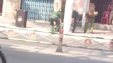 Phát hiện vật thể nghi là 'bom' trên đường phố Sài Gòn