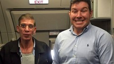 Không tặc Ai Cập dùng ốp lưng iPhone giả làm bom