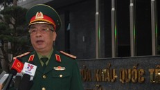 Chủ động mời tàu Trung Quốc thăm cảng Cam Ranh