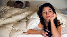 Teo âm đạo: Bệnh dễ gặp khiến chị em vô cùng khổ sở