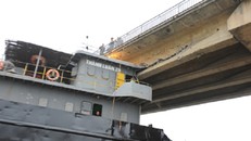 Tàu trọng tải 3000 tấn va trúng cầu An Thái đã hết hạn kiểm định