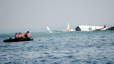 Hai phi công 'biết' chỗ MH370 rơi, đòi 5 triệu USD trục vớt