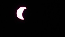 Những bức ảnh nhật thực một phần tuyệt đẹp tại TP.HCM