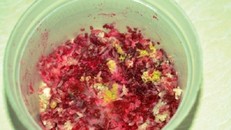 Bất ngờ với nguyên nhân khiến cơm chuyển màu đỏ sau 1 đêm