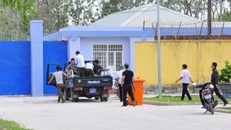 Hàng trăm học viên cai nghiện trốn trại phá hoại tài sản của dân