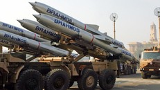 Báo Ấn Độ nói Việt Nam muốn mua 'sát thủ diệt hạm' Brahmos