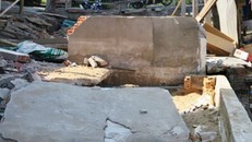 Cà Mau: 'Sống trong sợ hãi' vì khô hạn gây sụp lún