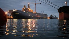 Ai Cập muốn đặt hàng Nga thiết bị điện tử cho tàu sân bay Mistral