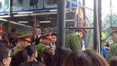 Hội chợ container đình đám đang bị công an 'sờ gáy'