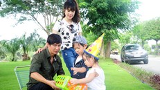 Con trai 4 tuổi của Lý Hải bất ngờ đóng phim 15 tỷ Lật Mặt 2