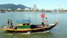 Tìm thấy thi thể hành khách bị chìm cùng tàu du lịch