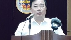 Ông Chử Xuân Dũng, Giám đốc Sở GD&ĐT Hà Nội phát biểu tại buổi họp báo. Ảnh Ngọc Tân