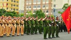 Bỏ cấp trung gian, tinh gọn bộ máy