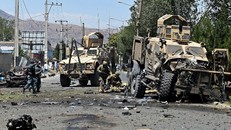 Hiện trường một vụ đánh bom đoàn xe NATO hồi năm 2017. Ảnh: Afghanistan Times.