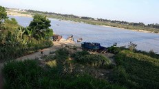 Quảng Ngãi: Cát tặc lộng hành tại sông Trà Khúc, chính quyền bất lực