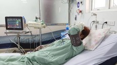 Suýt chết sau tiêm thuốc làm trắng da