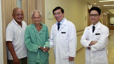 Thay van tim thành công cho cụ ông 90 tuổi