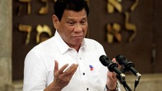 Duterte: Philippines sẽ không phản đối hành động của TQ ở Biển Đông