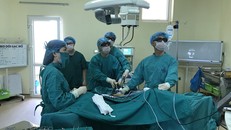 Đi ngoài ra máu báo động ung thư đại trực tràng