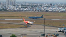 Đường băng sân bay Nội Bài, Tân Sơn Nhất bị hư hỏng