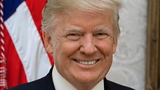 Chính quyền Trump bị gần 20 bang khởi kiện