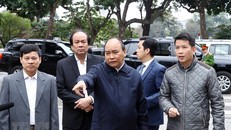 Thủ tướng Nguyễn Xuân Phúc kiểm tra công tác chuẩn bị cho Hội nghị Thượng đỉnh Mỹ-Triều Tiên lần thứ hai. (Ảnh: Thống Nhất/TTXVN)