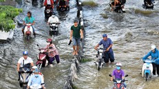 Đường Huỳnh Tấn Phát được kỳ vọng không còn là rốn ngập sau khi khi dự án cải tạo hoàn thành. Ảnh: Hữu Khoa.