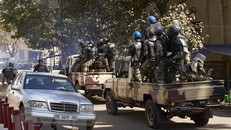 Cảnh sát Mali tuần tra tại Bamako. (Nguồn: AFP/TTXVN)