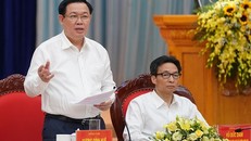 Phó Thủ tướng Vương Đình Huệ phát biểu tại cuộc làm việc - Ảnh: VGP/Thành Chung