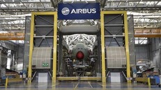 Máy bay A380 của Airbus được sản xuất tại nhà máy ở Blagnac, miền nam nước Pháp, ngày 21/3/2018. (Nguồn: AFP/TTXVN)