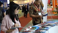 Các cơ quan chức năng sẽ siết chặt kiểm duyệt các ấn phẩm đem đến các hội chợ triển lãm. Ảnh minh họa