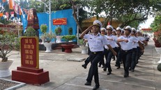 Linh thiêng lễ chào cờ sáng mùng 1 Tết tại quần đảo Trường Sa