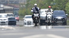 Ngày 21/5, Hà Nội ghi nhận mức nhiệt 40,9 độ C, cao nhất trong vòng 50 năm trở lại đây so với cùng thời kỳ các năm. Ảnh: Duy Hiệu.