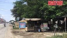 Hơn mười hộ dân tại khóm Tân Đông B, thị trấn Thanh Bình khiếu nại chính quyền địa phương không công bằng trong việc đền bù. Ảnh: Trần Anh Ngọc