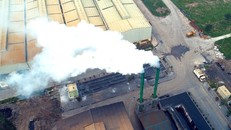 Nhà máy xử lý rác xã Việt Hồng nhả khói mù mịt