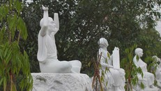 Báo cáo khẩn vụ 16 pho tượng la hán bị đập phá trong chùa tại Hà Nội