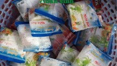 Loại thạch dừa túi mà cô giáo Bùi Thị Trang sử dụng để bắt phạt học sinh vì hay ăn quà vặt trong lớp