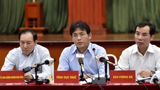 Ông Đặng Ngọc Minh-Phó Tổng cục trưởng Tổng cục Thuế trả lời tại họp báo. Ảnh:VGP/Huy Thắng.